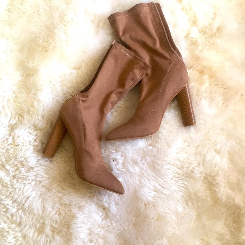 Heeled Stretch sock boot